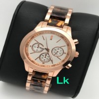 Send Anniversary Gifts to India